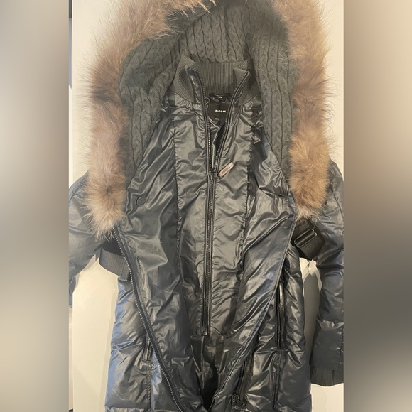RUDSAK MAXI DOWN COAT WITH LEATHER DETAILS & FUR - Picture 9 of 13